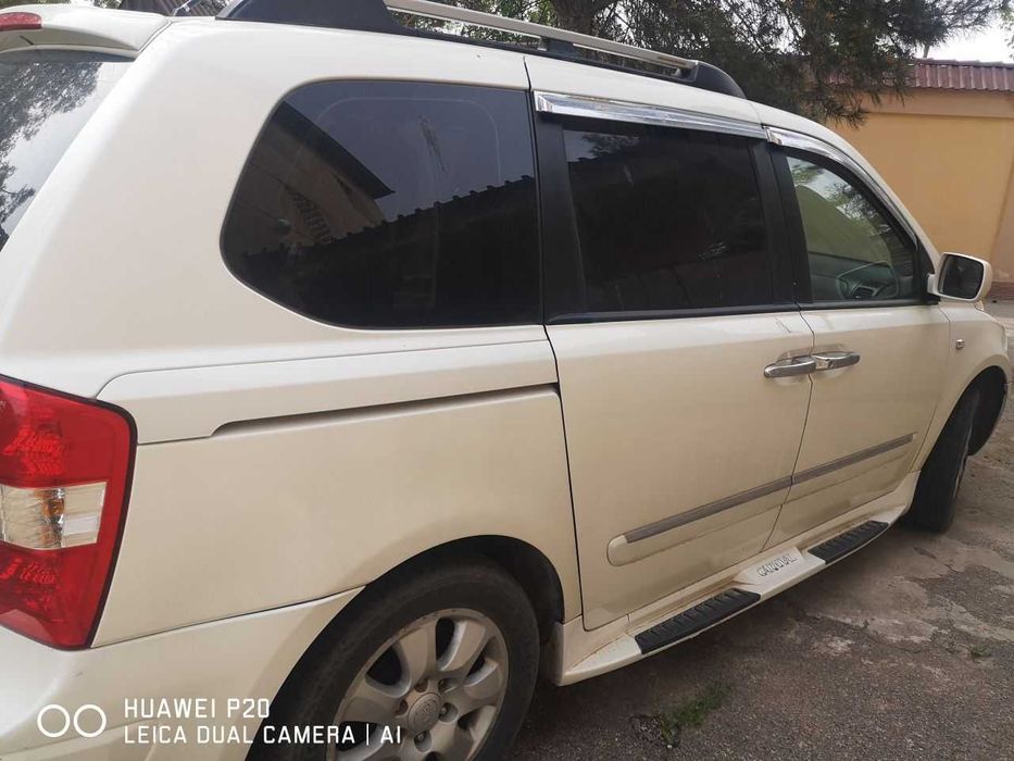 Kia Carnival 2006 — 3