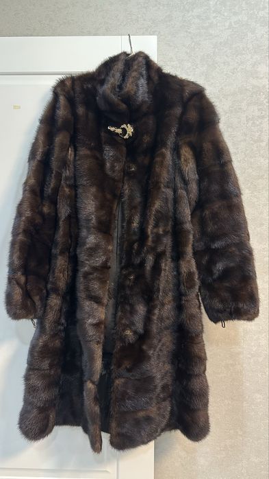 Продам Норковую шубу