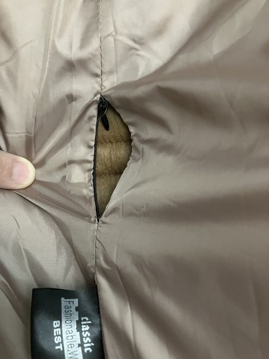 Продам пальто Max Mara, наполнитель верблюжка, норковый воротник