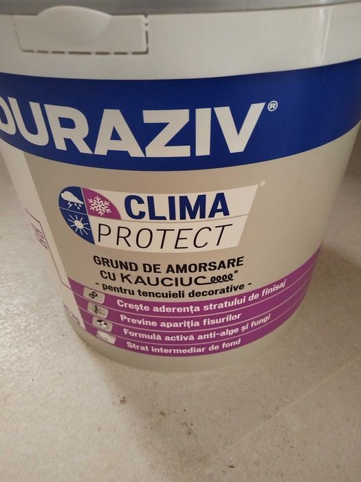 Tencuiala devorativa structurata