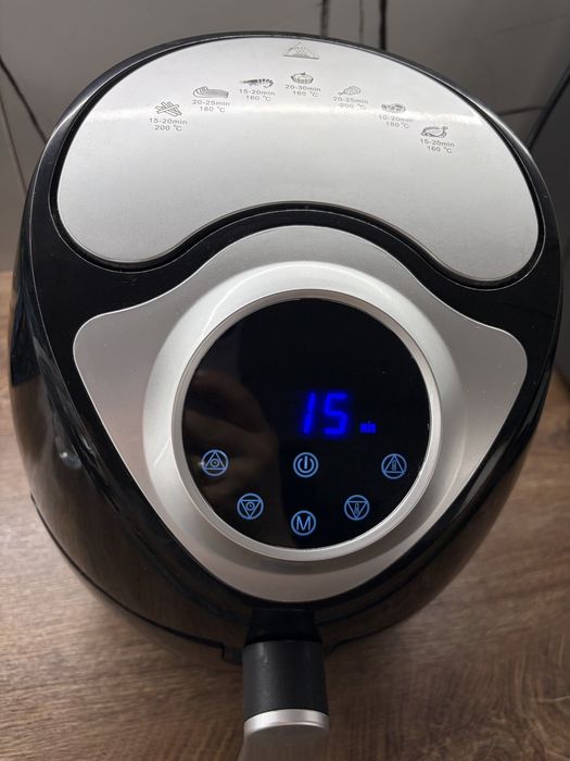 Air Fryer/Фритюрник с горещ въздух