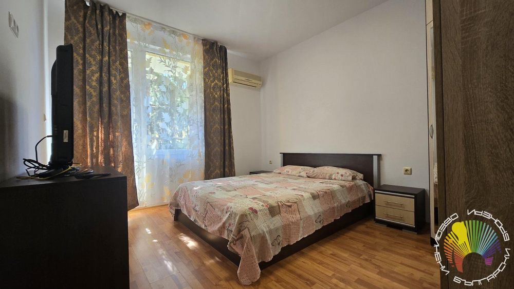 Дава се под наем Двустаен апартамент в Бургас, Център - 70 кв.м за 408 € - Снимка #13