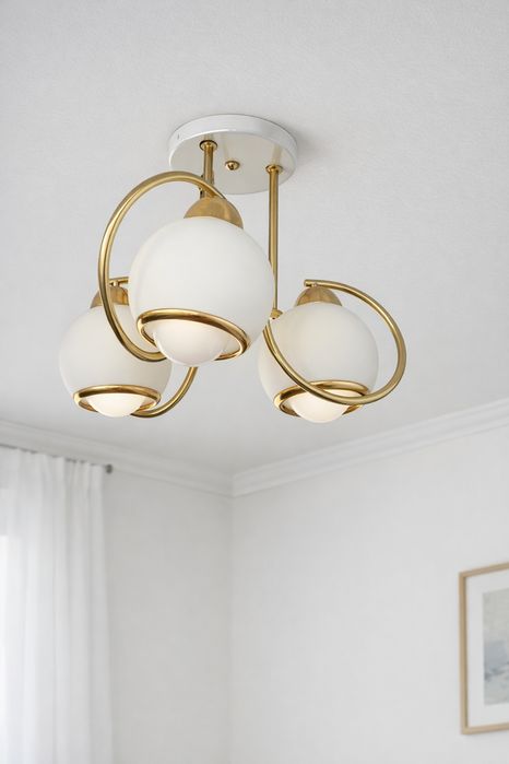 Люстра янги паталочные трайноой красивые лед