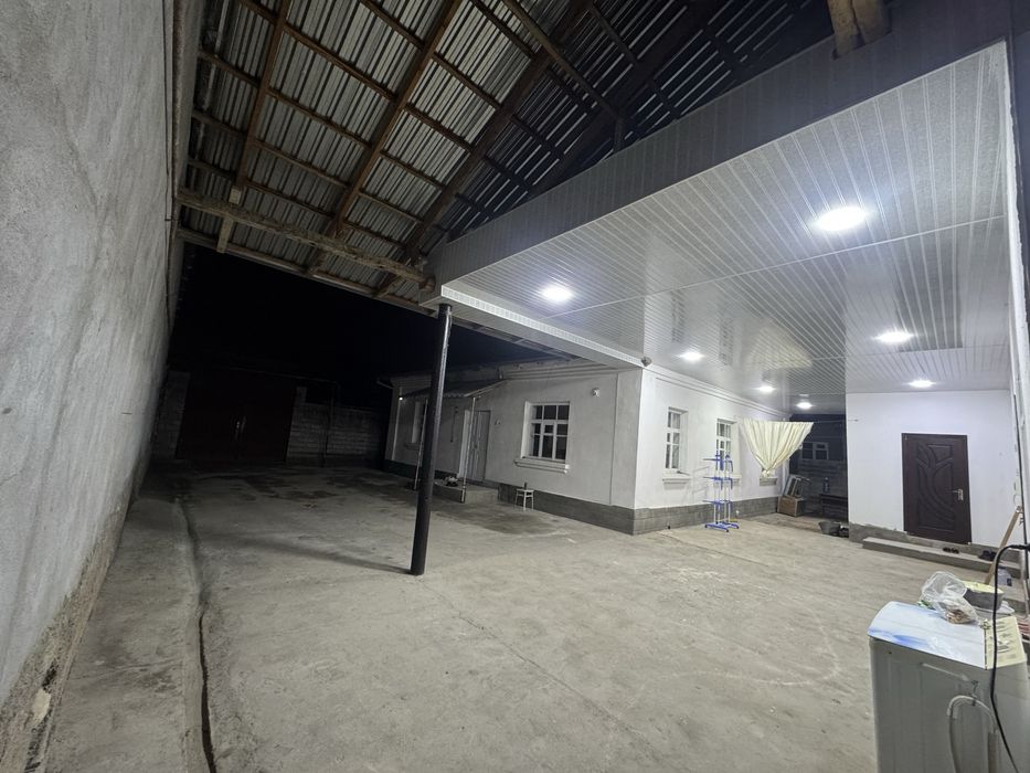 Уй сотилады яанги тошкент ортасидан 8сотик йер + 2 сотик захвати бор