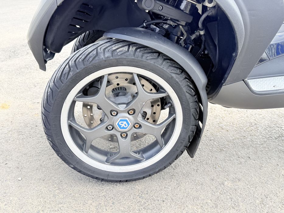 Piaggio mp3, piaggio 3 roti, 500cc, ABS/ASR, conduci cu B-ul