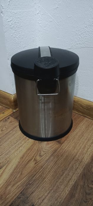 Мусорное ведро 4 л.