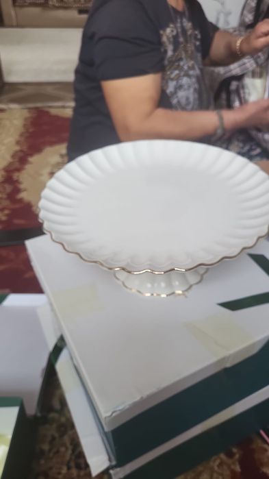 Конфетница, ваза, холодница ө