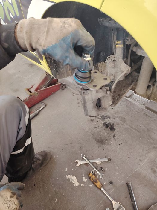 Рено Меган 1.6 газ бензин