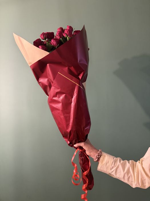 Букет спрей роз, свежий