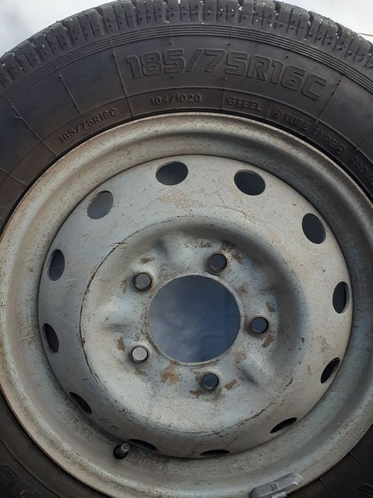 Зимний резина на ниву