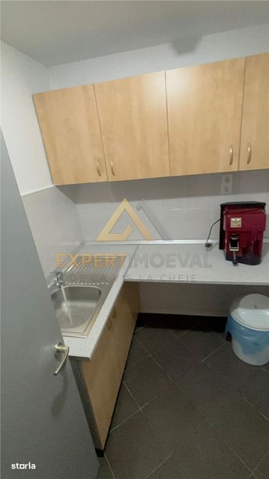 Spatiu comercial parter 141.75 mp utili Aleea Olteniei