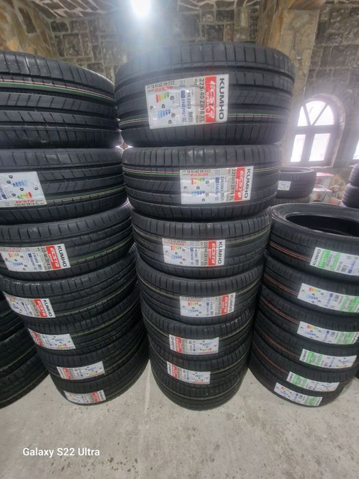 225 45 17 Kumho летни гуми Замъка Ямбол