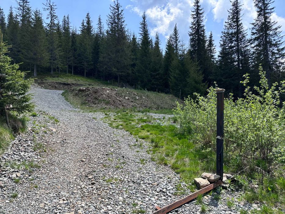 Vand teren la Buscat, Baisoara, aproape de partie.