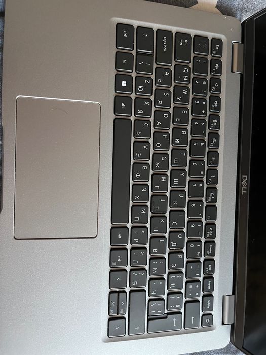 Продавам лаптоп DELL Latitude 5420