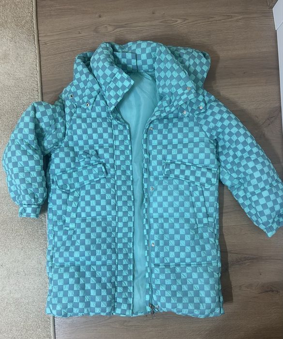 Чисто ново яке тип oversized