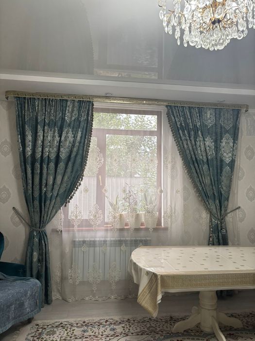 Шторы хорошие ,почти новый