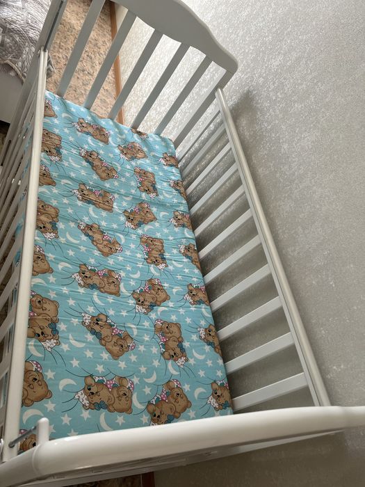 Продам детскую кроватку