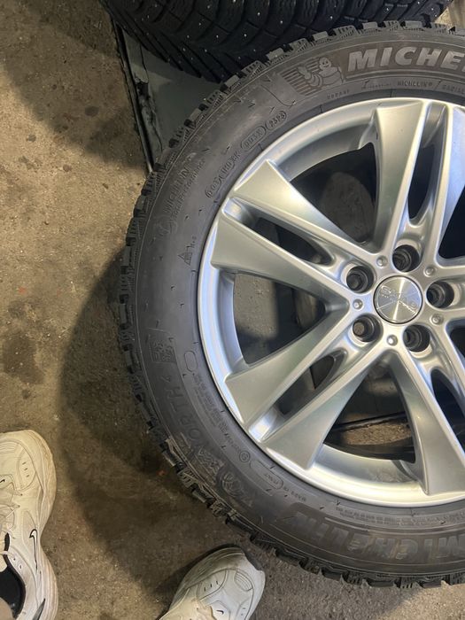 Продам колеса на 17