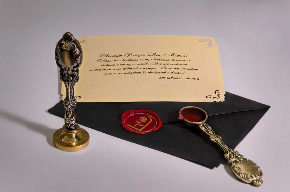 Светеща Вечна Роза в Стъкленица / Вечна Роза с Лампички за Рожден Ден