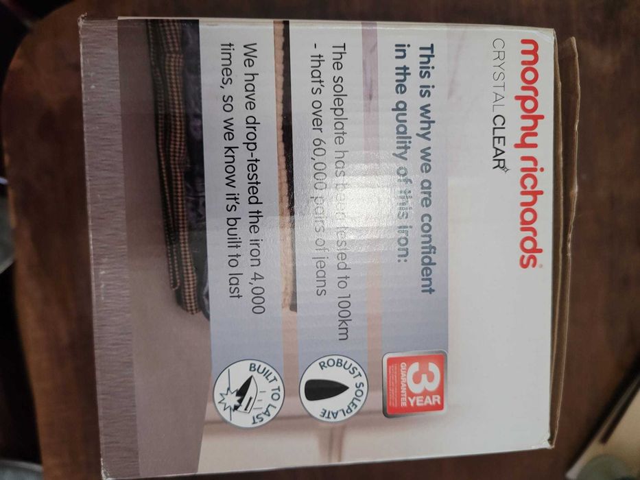 Fier de calcat Morphy Richards Crystal Clear