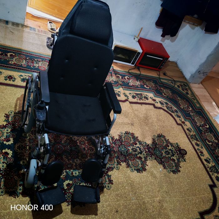 Инвалидная коляска