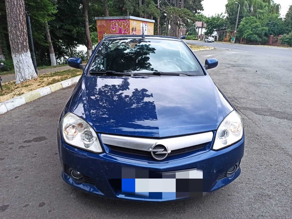 Opel Tigra Twintop 1.4i, 2005
