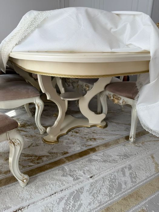 Продам стол, стулья