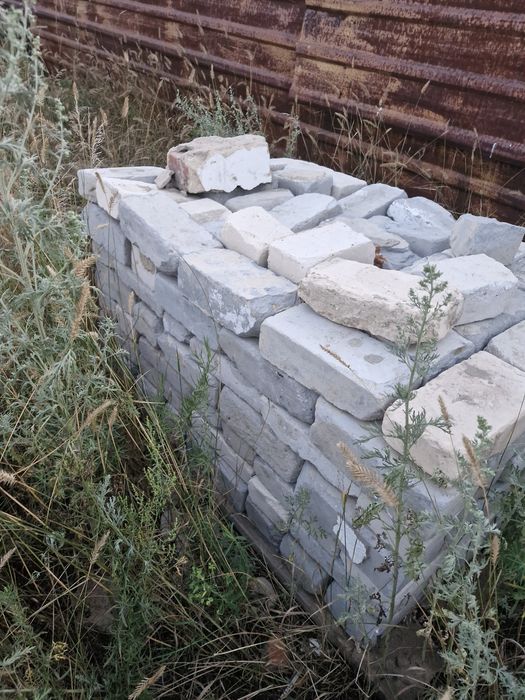 Продам кирпич новый и б/у