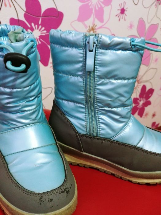 Продаю зимние сапожки на девочку
