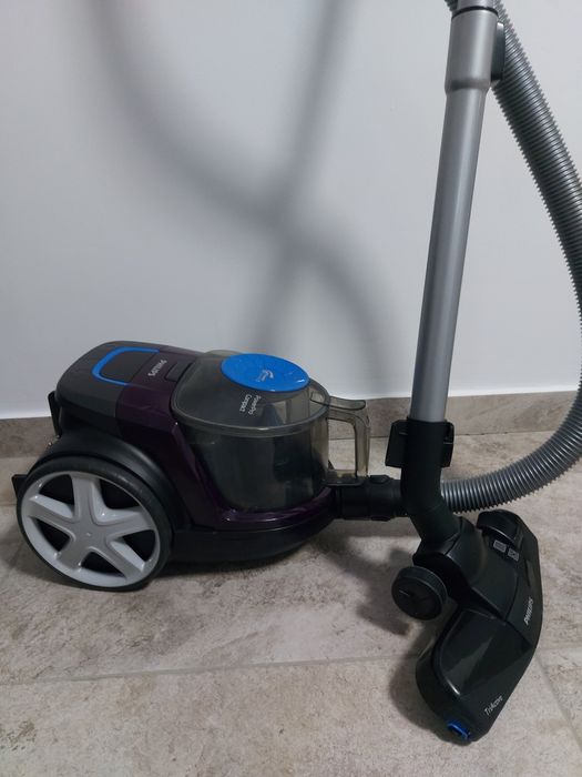 Aspirator fara sac Philips PowerPro Compact 900W