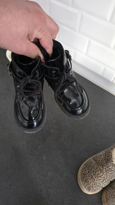 Боти Zara номер 25