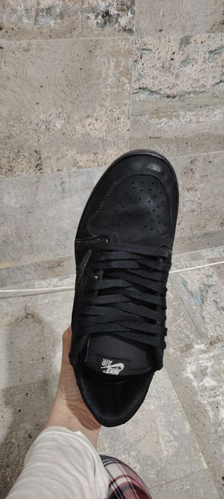 Jordan 1 low travis Scott phantom