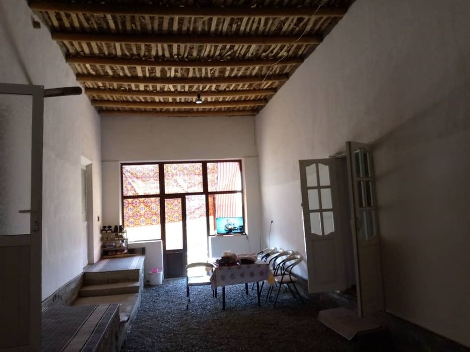 Янги Ховли сотилади