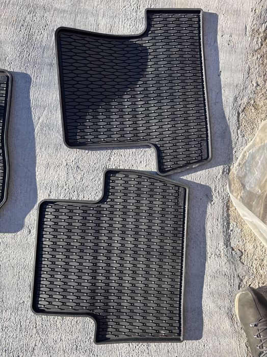 Гумени стелки за Мазда МХ-30