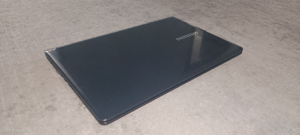 Ноутбук Самсунг NP450R5E