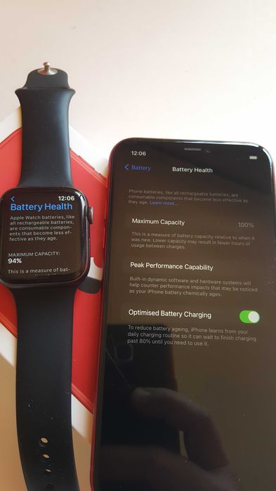 iPhone 11 + Apple Watch 4 Cellular