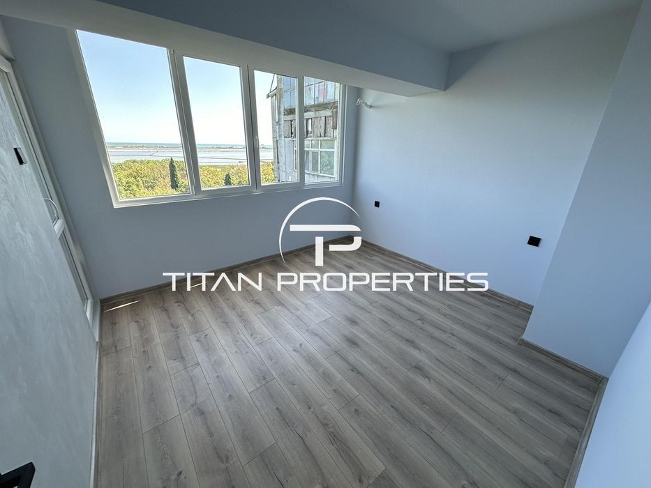 Продава се Двустаен апартамент в Бургас, Изгрев - 62 кв.м за 2444 €/кв.м - Снимка #3