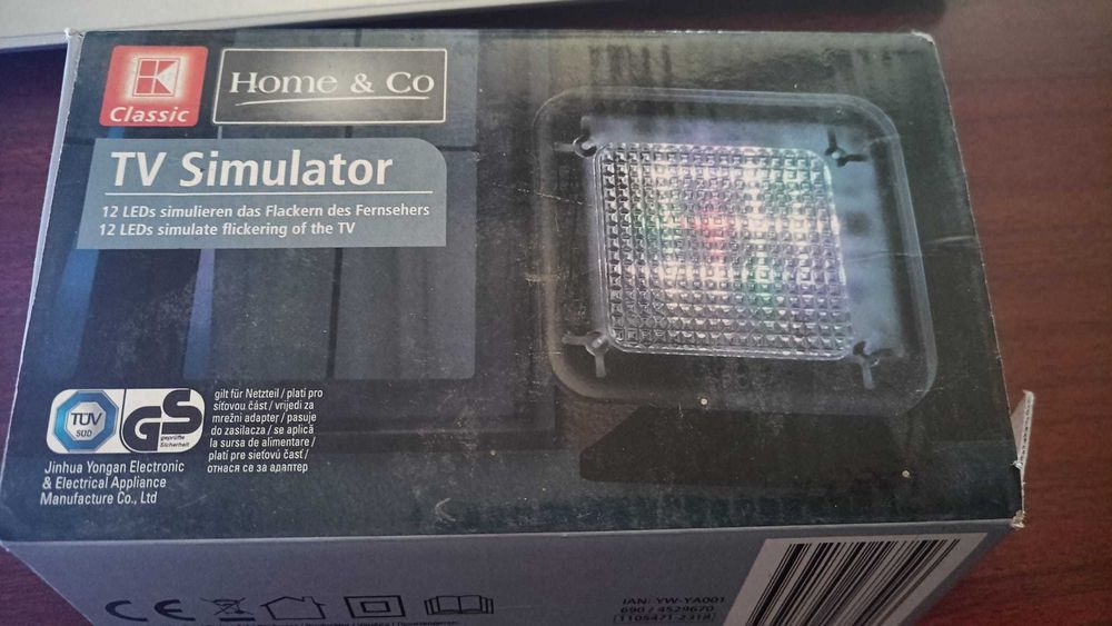 simulator TV - da impresia ca cineva este acasa si se uita la TV NOU