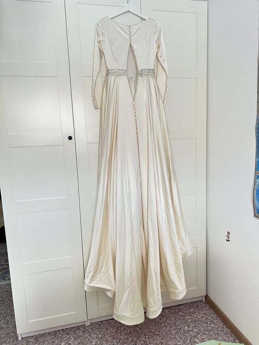 Продам шикарное свадебное платье