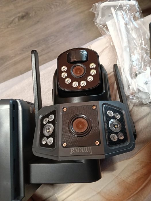 Camera supraveghere Dual Smart cu panou solar