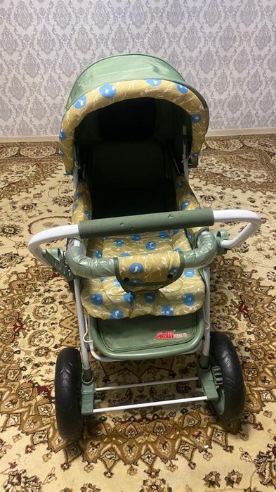 Продам детскую коляску