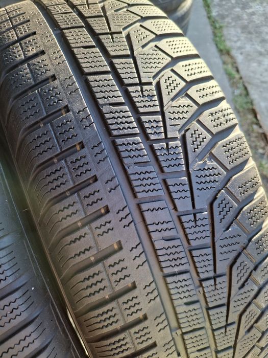 2 Anvelopele de iarnă 215 65 r17 Hankook
