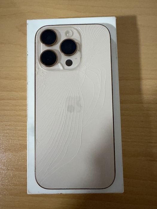 iPhone 16 Pro 128GB – Desert Titanium