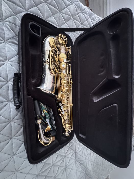 Saxofon Jupiter SGQ 1100 ca nou