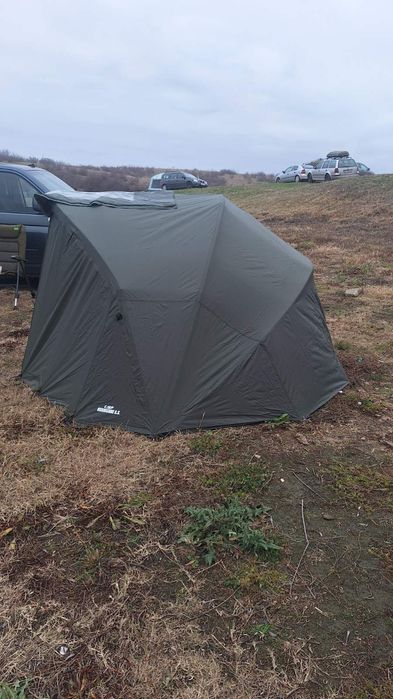 Шаранджийска палатка за къмпинг и риболов