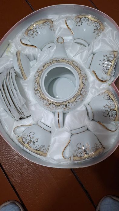 Продам чайный сервиз