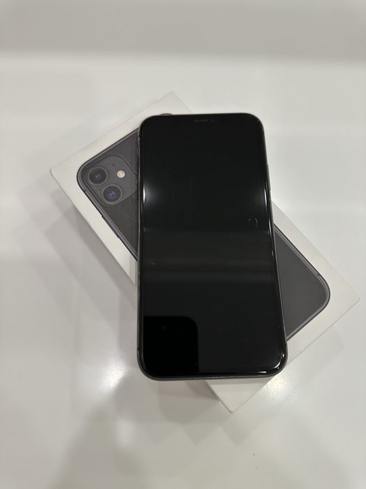 iPhone 11 в хорошем состояний