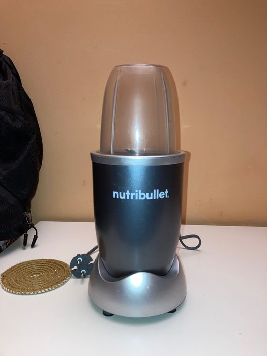 Nutribullet 600W – напълно работещ, много добро състояние