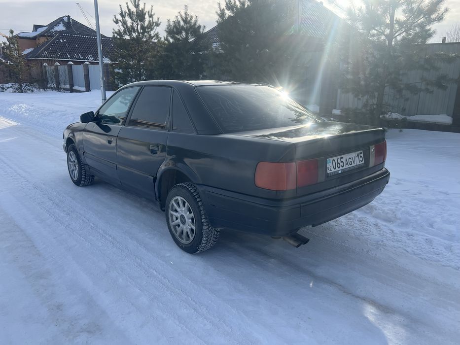 Ауди 100 с 4 в хорошем состоянии