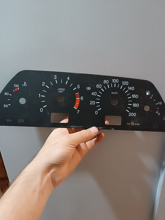 Продам наклейку Ваз